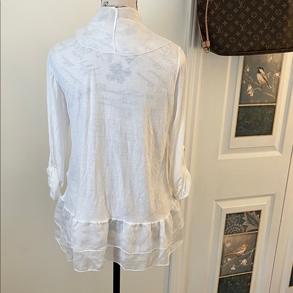 Elegant White Cardigan Sweater - Picture 8 of 11